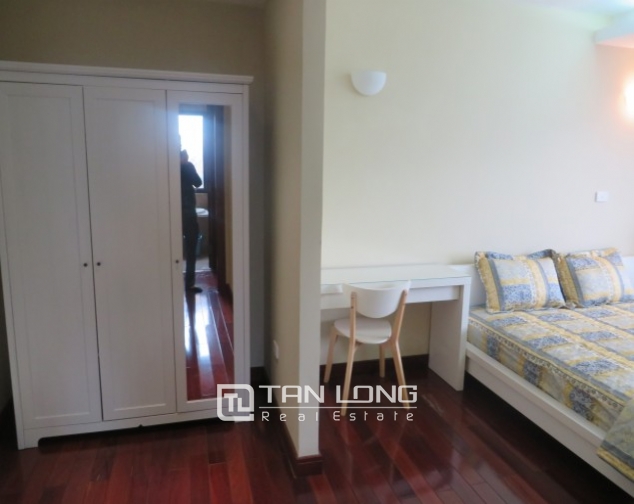 Stunning 2 bedroom apartment to rent in Hai Ba Trung, Hoan Kiem district, full of modern furniture 9
