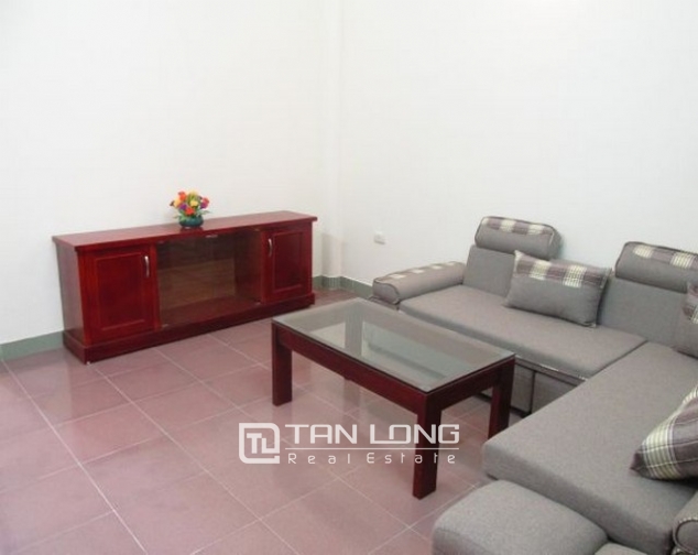 The house for rent on Tran Quoc Toan, Hoan Kiem 2