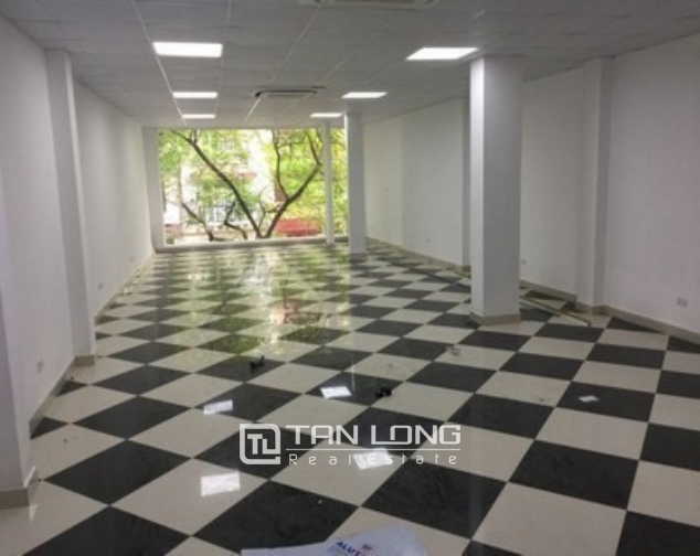 The office building in Tue Tinh street, Hai Ba Trung district for rent 1